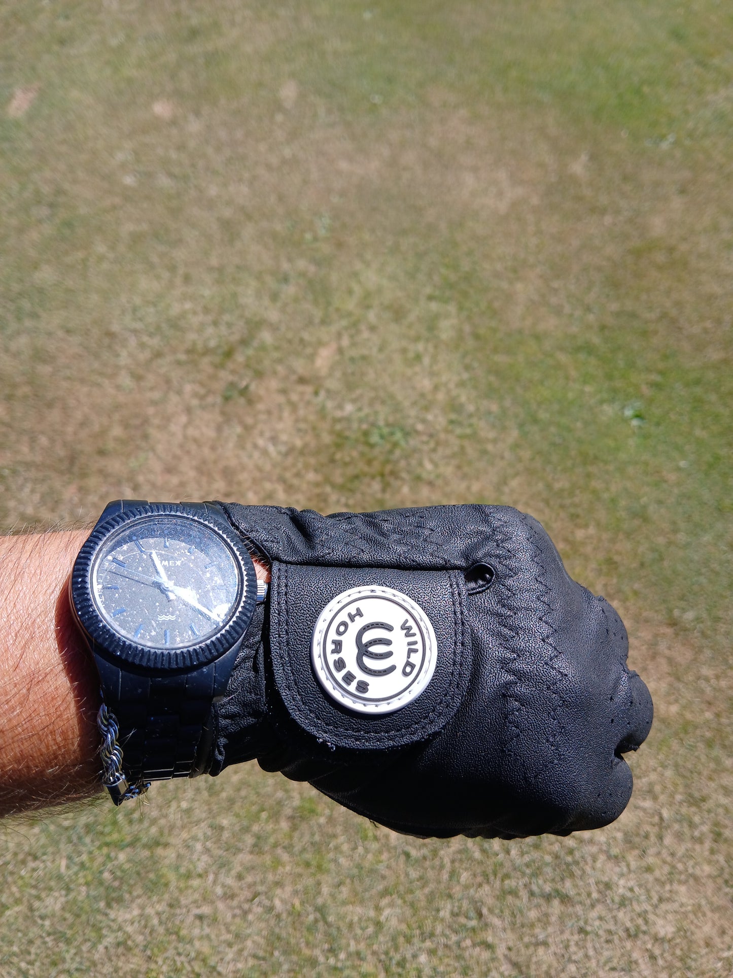 "Sticky Fingers" Glove - Black