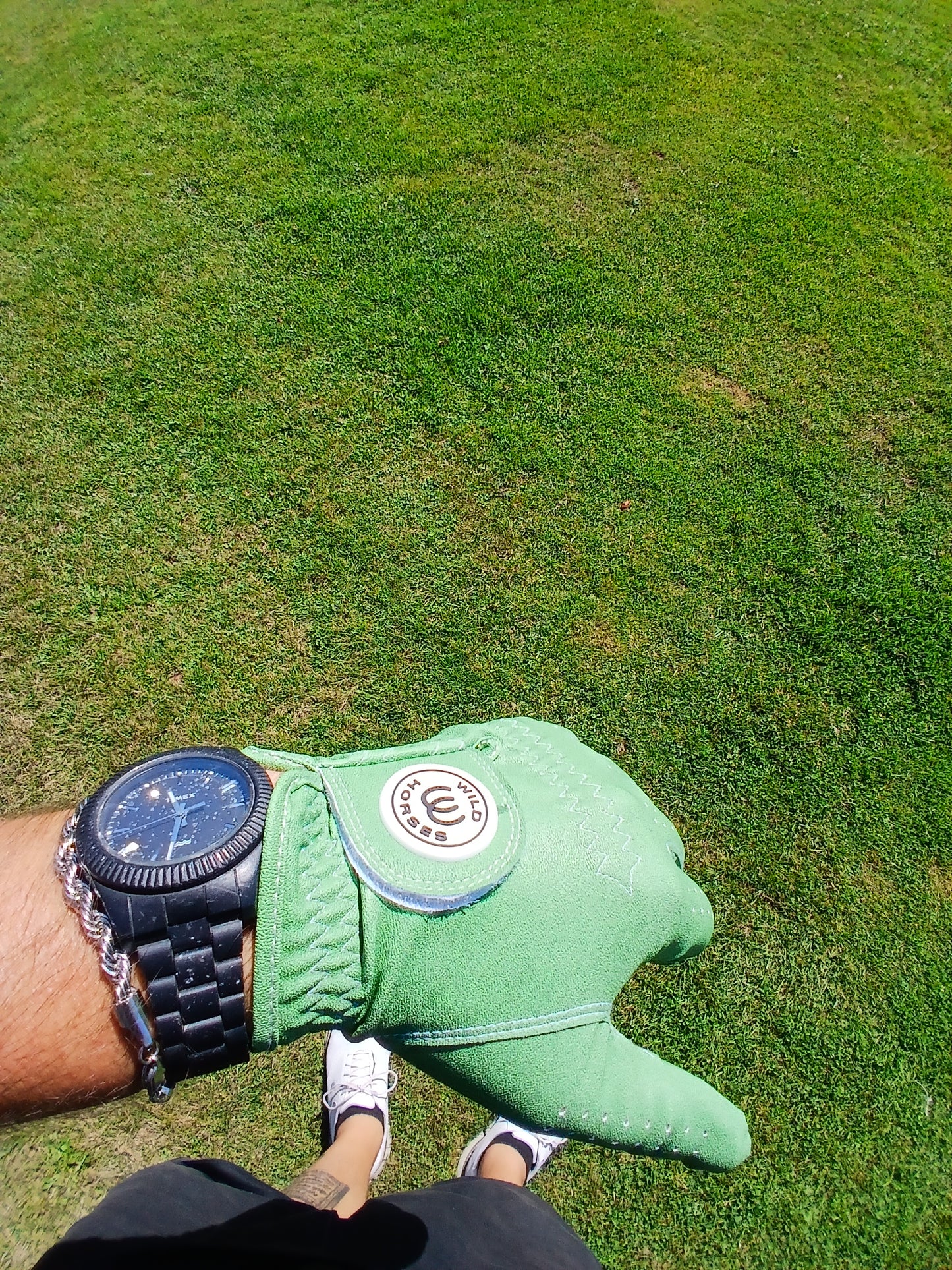 "Sticky Fingers" Glove - Green