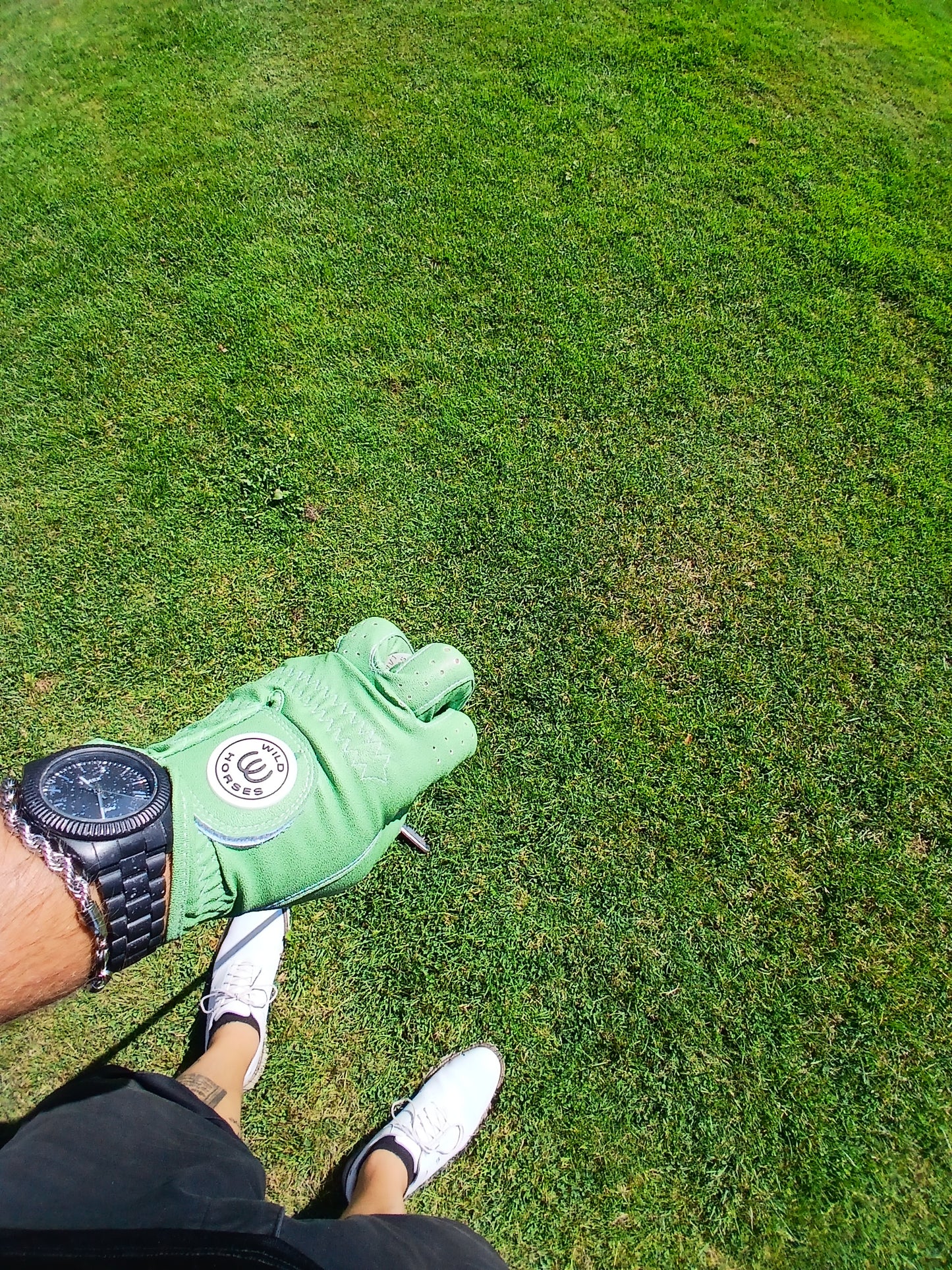 "Sticky Fingers" Glove - Green